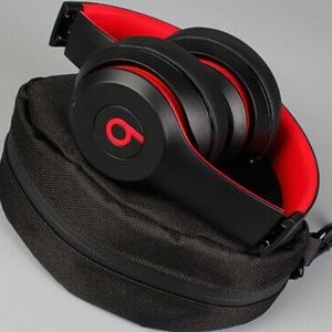 Beats by Dr. Dre solo 3 wireless on-ear headphones